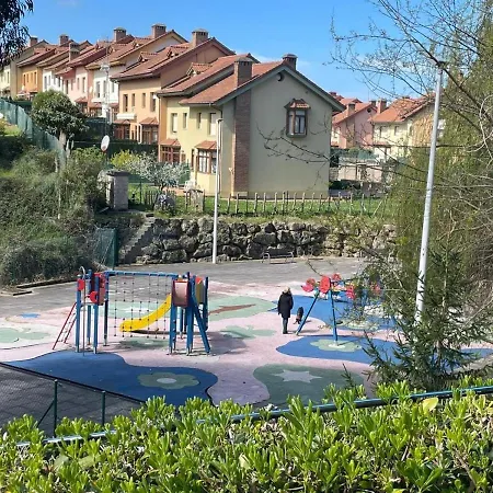 Piscina Comunitaria Y Parking En Apartment Mogro