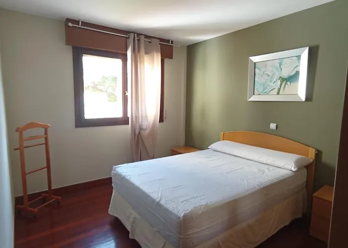 Piscina Comunitaria Y Parking En Mogro